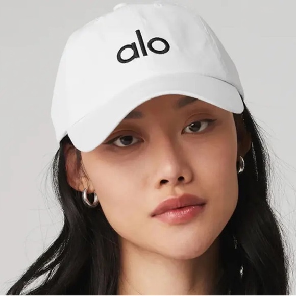 Alo Yoga Off-Duty Cap